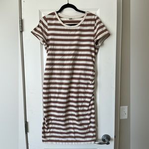 Old Navy Maternity Dress